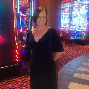 Meet your Posher, Becky